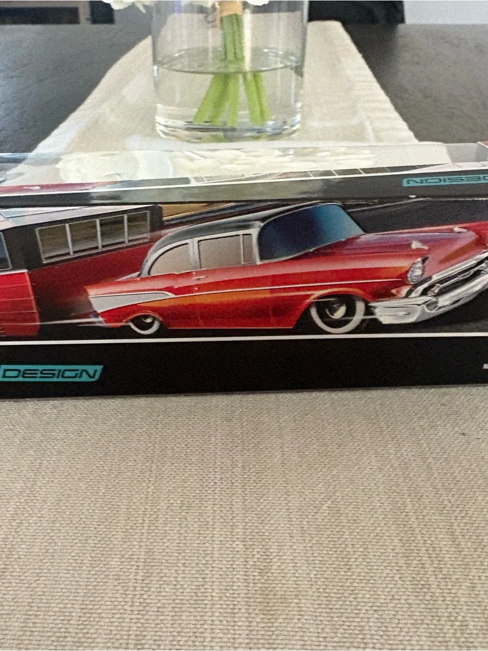 Maisto 1:64 scale Bronco with camper-New